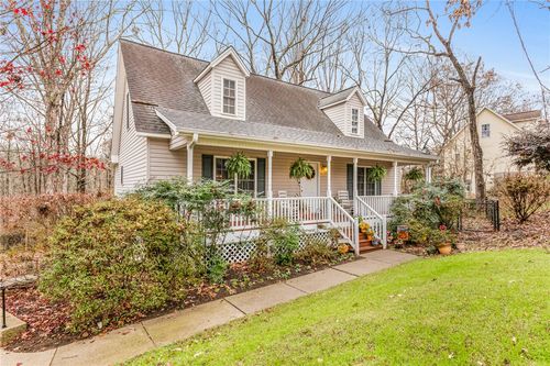 2000 Ridgeview Ln, Seneca, SC, 29678-4261 | Card Image