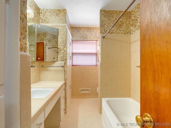 121 W 17 Th St, House other with 3 bedrooms, 3 bathrooms and null parking in Ada OK | Image 50