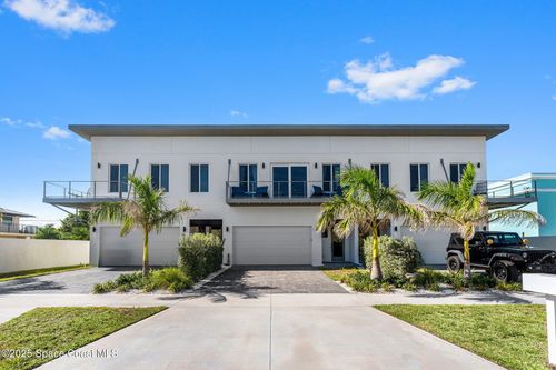 106 4th Ave, INDIALANTIC, FL, 32903-3112 | Card Image