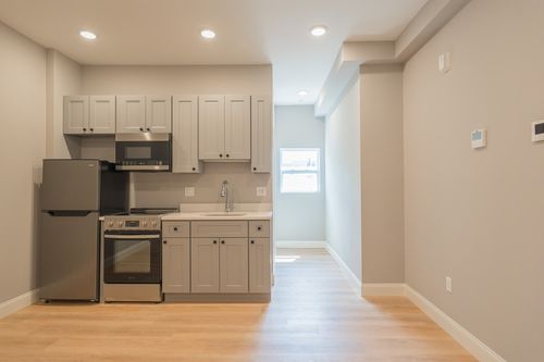 3-5-47 Union, Everett, MA, 02149 | Card Image