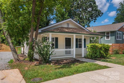 155 Onteora Blvd, Asheville, NC, 28803-1050 | Card Image