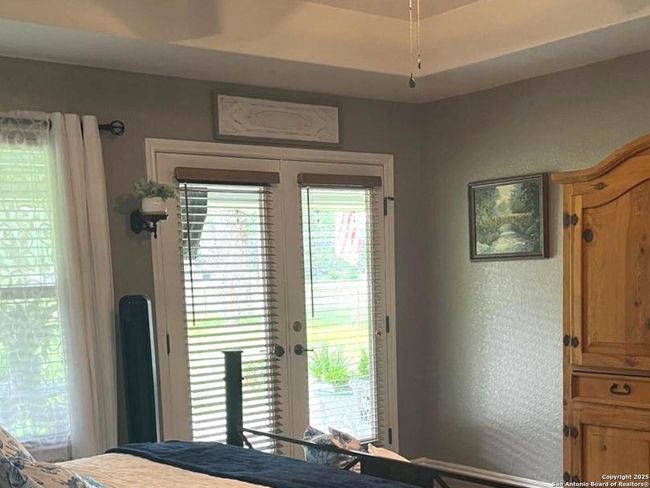 510 Jack Nickolaus Dr, House other with 3 bedrooms, 3 bathrooms and null parking in Devine TX | Image 19
