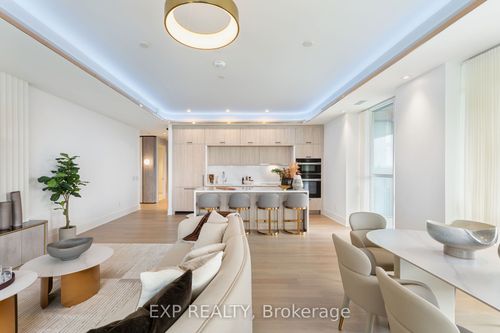 418-399 Royal Orchard Blvd, Markham, ON, L3T0H4 | Card Image