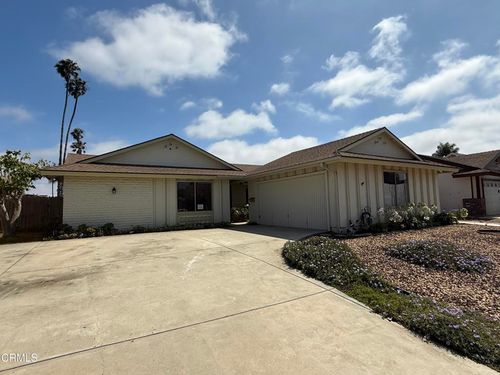 8160 Tiara St, Ventura, CA, 93004-2009 | Card Image