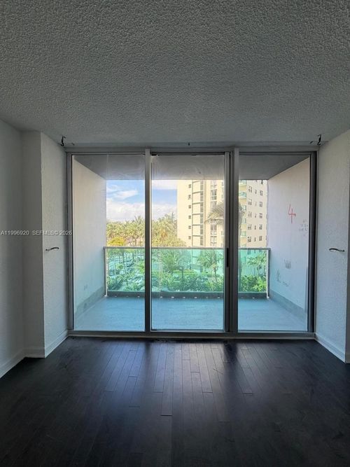 4h-4001 S Ocean Dr, Hollywood, FL, 33019-3019 | Card Image