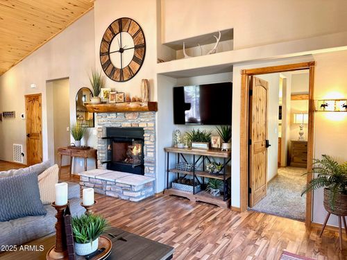 490 S Spirea Ln, Show Low, AZ, 85901-3066 | Card Image