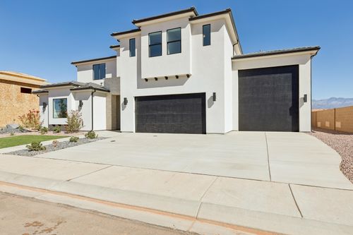 4816 W 2820 S, Hurricane, UT, 84737 | Card Image