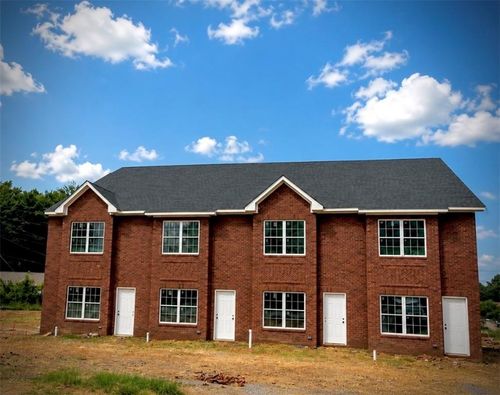 2447 Terrace Vw Nw, Gainesville, GA, 30501-7849 | Card Image