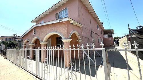 6425 Cottage St, Huntington Park, CA, 90255-3658 | Card Image