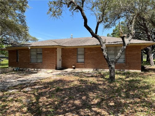 434 S 11th St, Aransas Pass, TX, 78336-4022 | Card Image