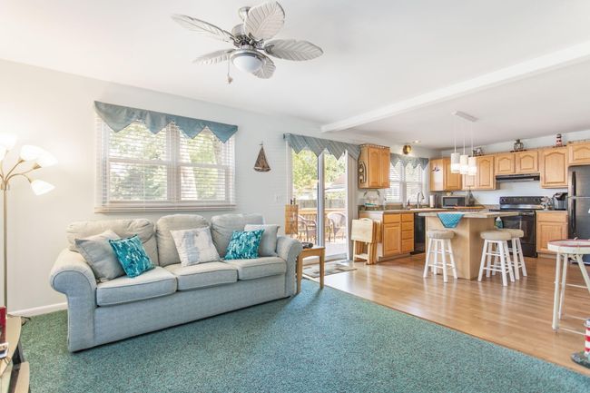 UNIT-23 - 7370 N Shore Dr, Condo with 2 bedrooms, 2 bathrooms and null parking in South Haven MI | Image 14
