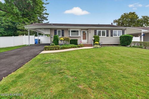 11 Brown Ct, Parlin, NJ, 08859-1225 | Card Image