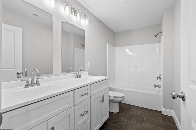 272 Red Oak Ln, Townhouse with 3 bedrooms, 3 bathrooms and 2 parking in Morgantown WV | Image 37