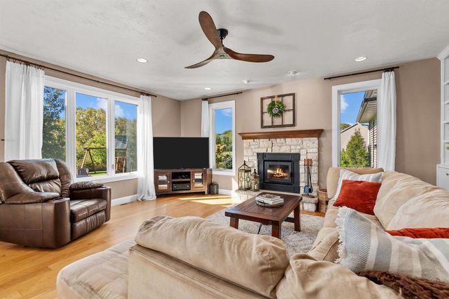 1464 Plains Avenue, House other with 4 bedrooms, 4 bathrooms and null parking in NEENAH WI | Image 14
