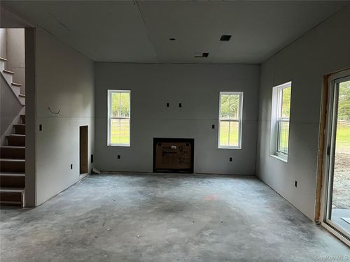 34 Bigert Dr, New Hampton, NY, 10958-4321 | Card Image