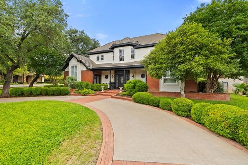 33 Cottondale Rd, The Hills, TX, 78738-1513 | Card Image