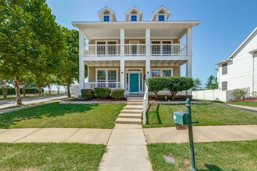 10028 Hanover Dr, Providence Village, TX, 76227-8564 | Card Image