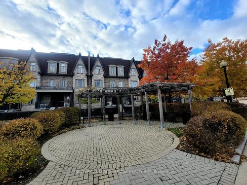 106-320 John St, Thornhill, ON, L3T0B1 | Card Image