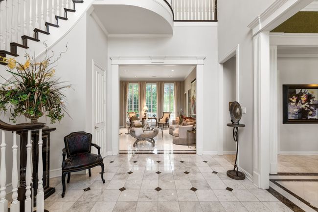 5613 Shady Elm Cir, House other with 4 bedrooms, 4 bathrooms and null parking in Plano TX | Image 4