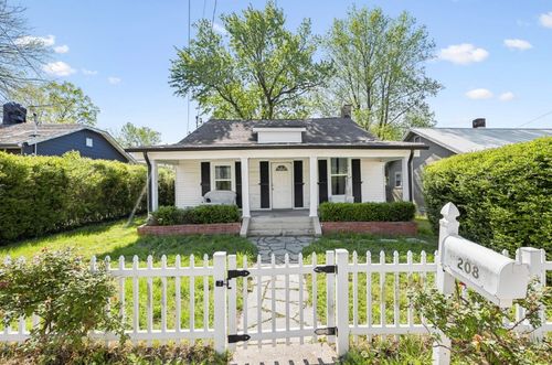208 22nd St, Old Hickory, TN, 37138-2563 | Card Image