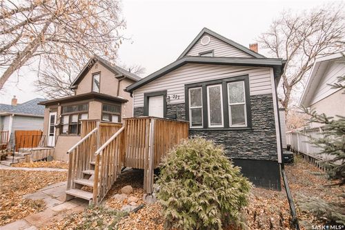 721 King St, Regina, SK, S4T4E1 | Card Image