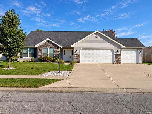 3029 E Pickett Ln, Columbia City, IN, 46725-1440 | Card Image