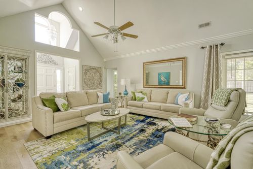 107 Vista Dr, Moore, SC, 29369-9482 | Card Image