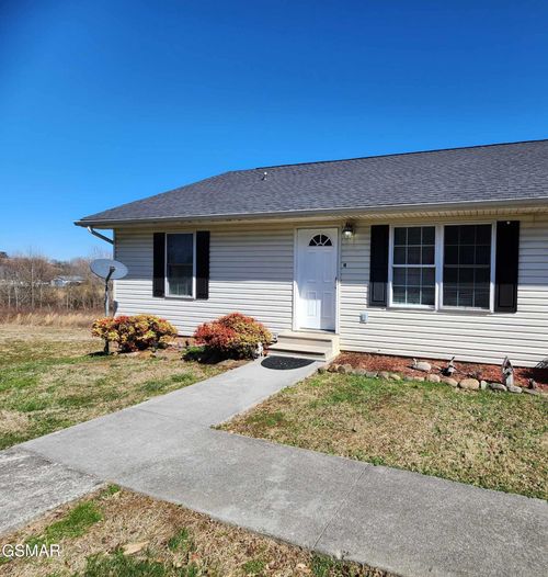 4-2904 Boyds Creek Hwy, Sevierville, TN, 37876-8619 | Card Image