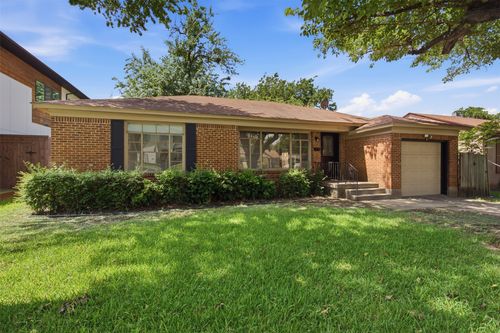 3884 Van Ness Ln, Dallas, TX, 75220-3748 | Card Image