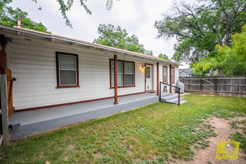 213 N Van Buren St, San Angelo, TX, 76901-3237 | Card Image