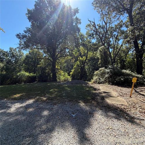 832 Butler Street, Poplar Bluff, MO, 63901 | Card Image