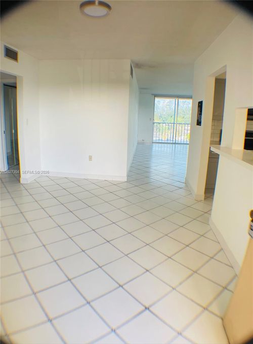 610-12590 Ne 16th Ave, North Miami, FL, 33161-6057 | Card Image