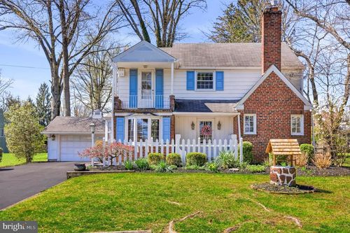 2240 Pioneer Rd, HATBORO, PA, 19040-2517 | Card Image