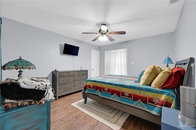 5213 Mile 8 1/2 Rd, House other with 3 bedrooms, 3 bathrooms and 2 parking in Edinburg TX | Image 16