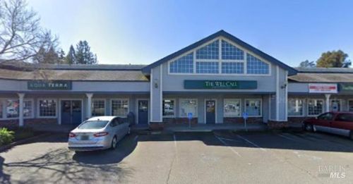 8492 Gravenstein Hwy, Cotati, CA, 94931-4105 | Card Image