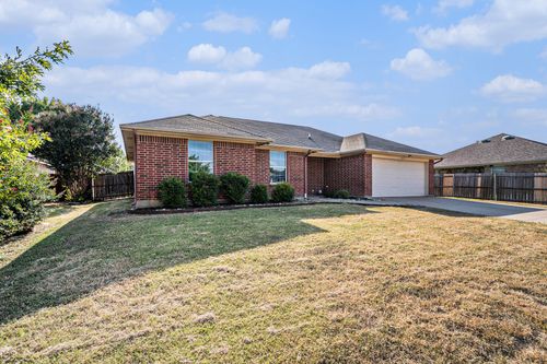 609 Whitefish Dr, Cleburne, TX, 76033-4034 | Card Image