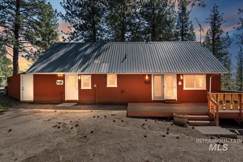 44 Ridgeview Dr, Cascade, ID, 83611 | Card Image