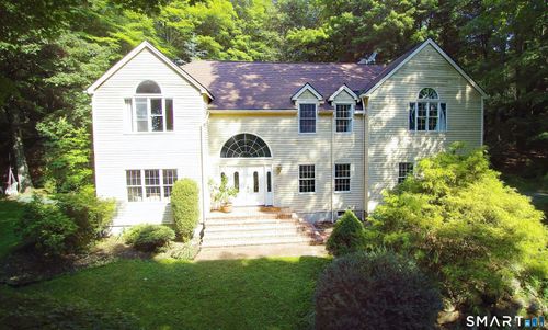 123A Peaceable St, Redding, CT, 06896 | Card Image