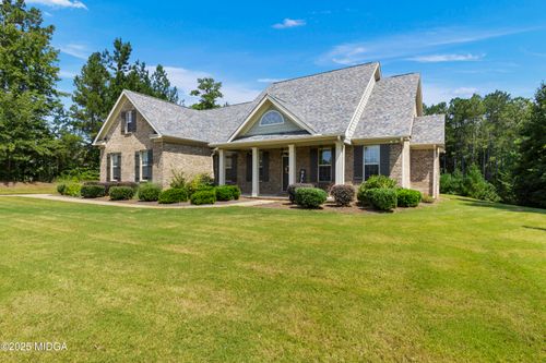 111 River Forest Dr, Forsyth, GA, 31029-4877 | Card Image