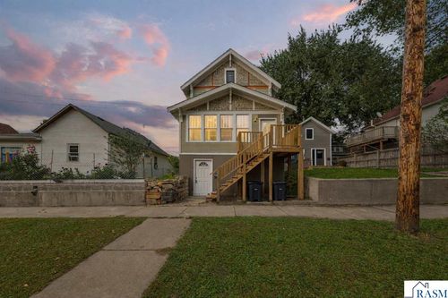 322 E Vine St, Mankato, MN, 56001-3315 | Card Image