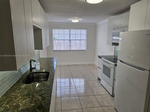 3-651 Sw 66th Ave, Miami, FL, 33144-3752 | Card Image