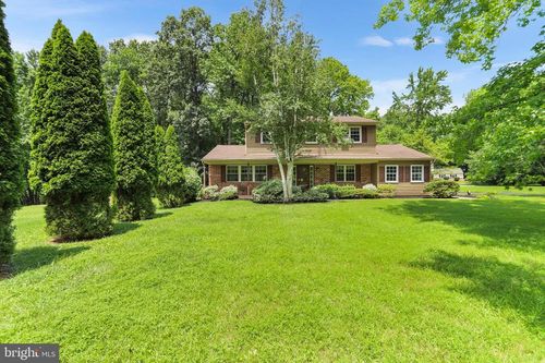 3827 Sharon Dr, GARNET VALLEY, PA, 19060-1513 | Card Image