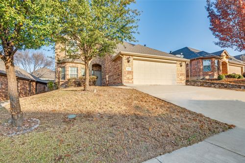 8023 Vista Hill Ln, Dallas, TX, 75249-2031 | Card Image