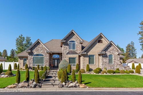 755 N Coles Loop, Post Falls, ID, 83854-6818 | Card Image