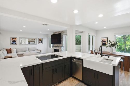 2444 Caminito Venido, San Diego, CA, 92107-1505 | Card Image