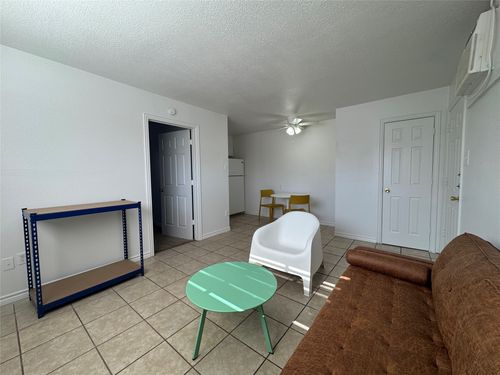 apt-27-1415 Sewell St, Abilene, TX, 79605-5168 | Card Image