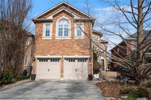 34 Forsyth Cres, Georgetown, ON, L7G6G3 | Card Image