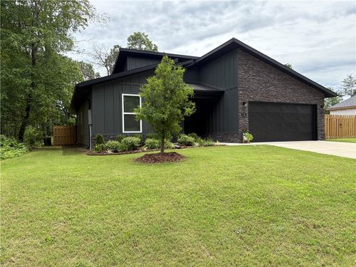 15 Exminster Ln, Bella Vista, AR, 72714-3006 | Card Image