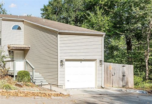 2411 N Bronze Tree Dr, Fayetteville, AR, 72703-3402 | Card Image