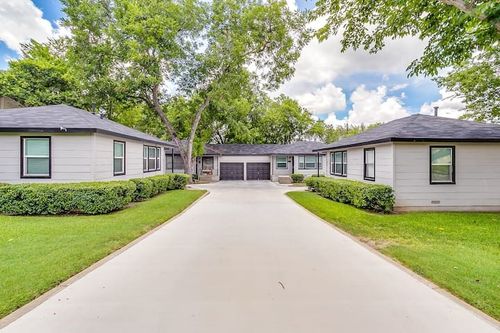 4704 Collinwood Ave, Fort Worth, TX, 76107-4161 | Card Image
